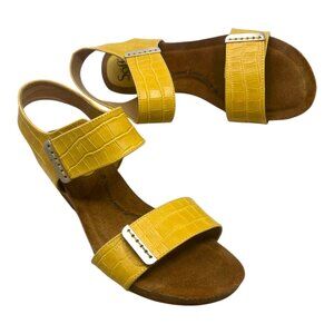 Sofft Verdi Yellow Full Grain Embossed Leather Wedge‎ Sandal